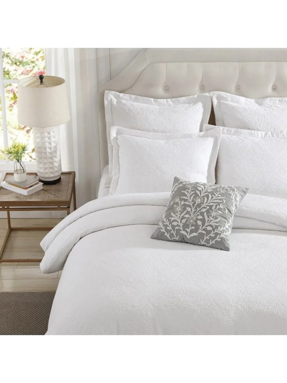 Lavtex Home Matelasse Comforter Set White
